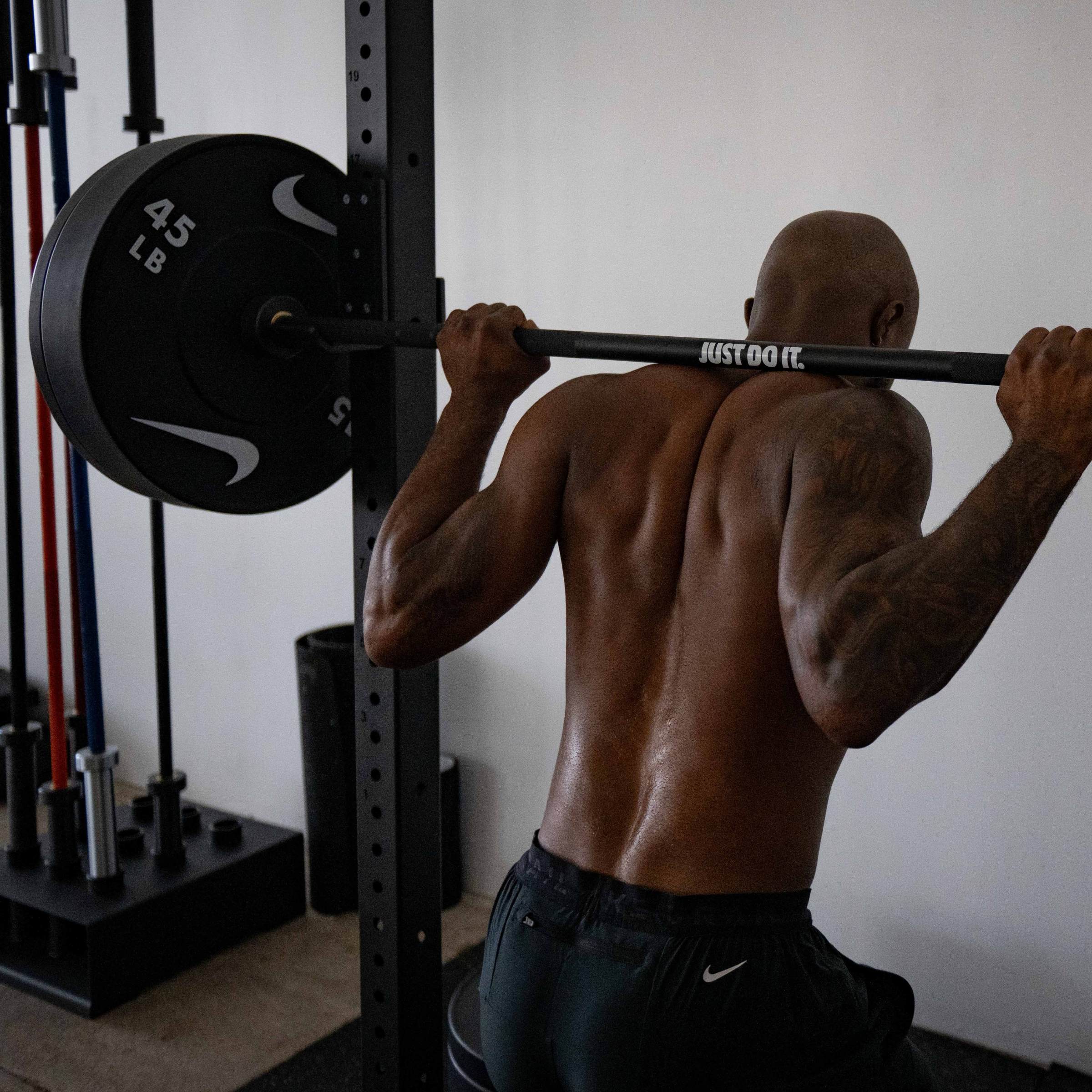 20 kg Nike Barbell and Plate Set